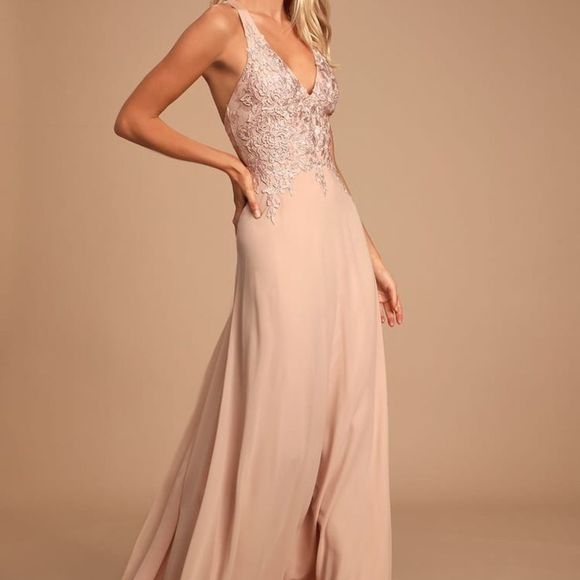 Lulus Dresses & Skirts - LuLu’s Blush Pink Crochet Lace Maxi Dress Sz S 2-4